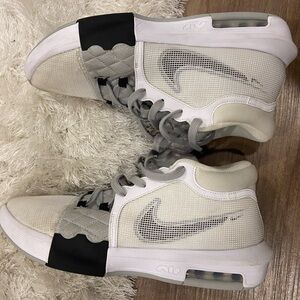 Nike LeBron Witness 8 White Light Smoke Grey Sz 11.5
